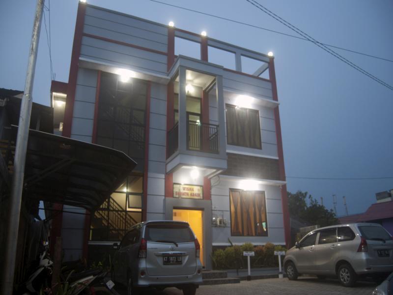 Wisma Cahaya Abadi Guest House Balikpapan  Esterno foto