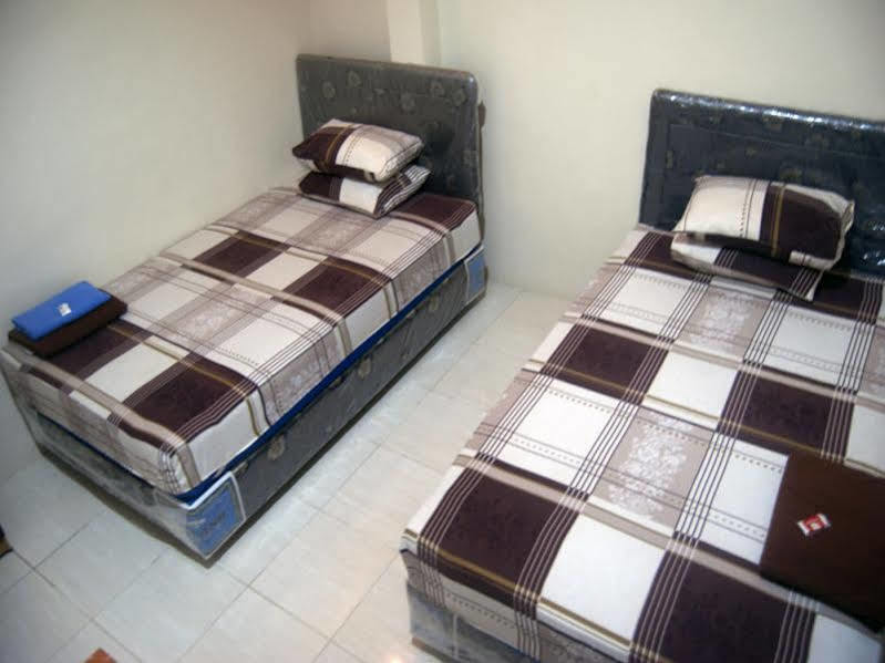 Wisma Cahaya Abadi Guest House Balikpapan  Esterno foto